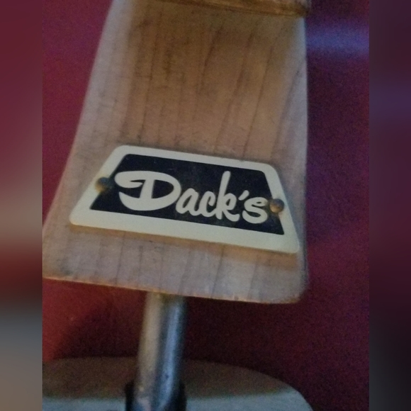 Vintage wooden Dack's Shoe Stretchers - Picture 3 of 3